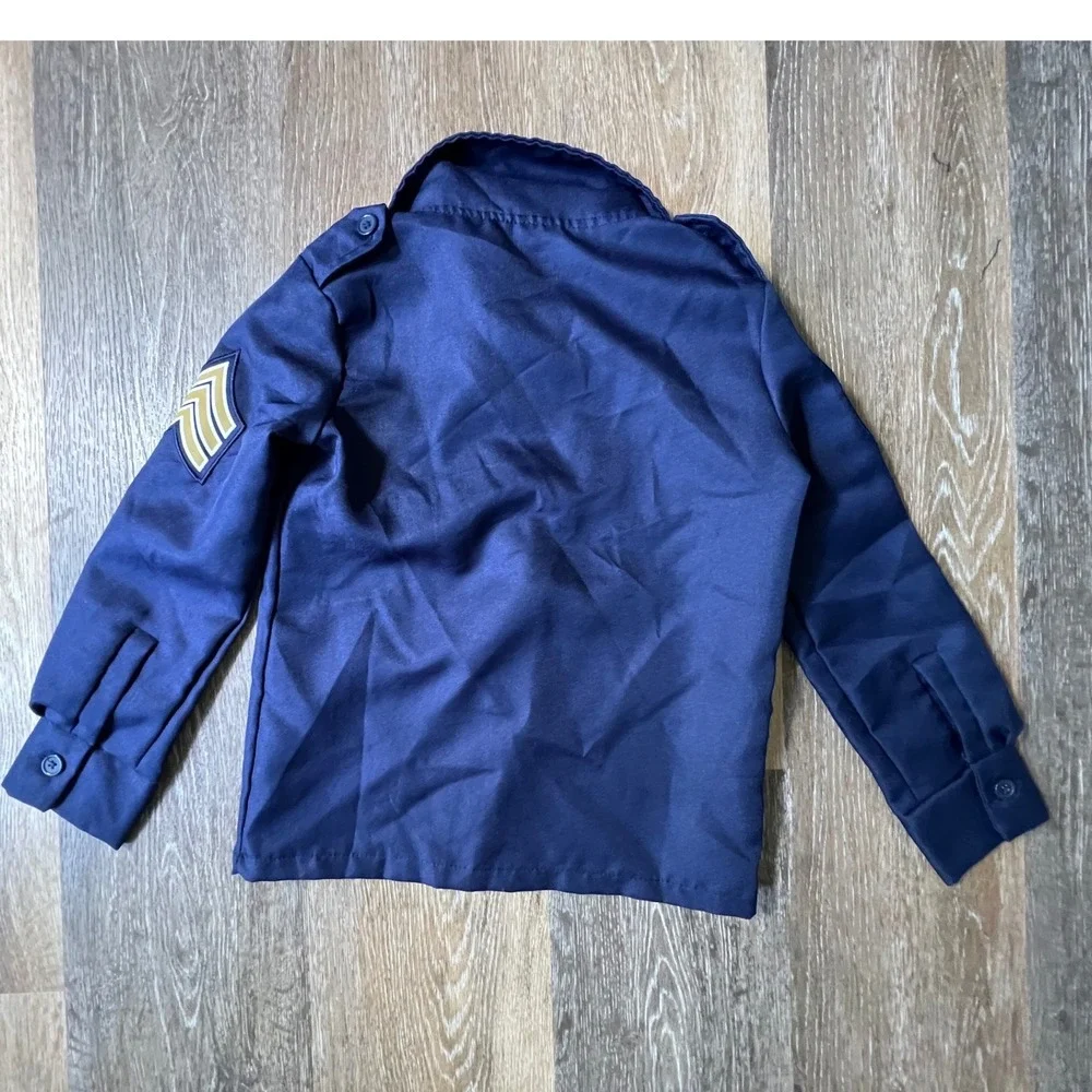 Spirit halloween police